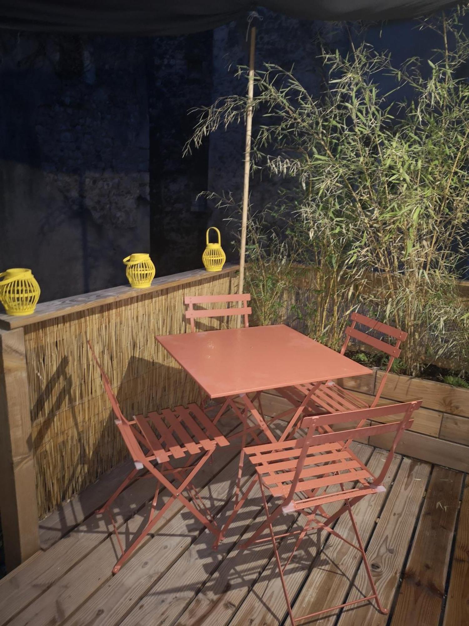 Maison De Village Meublee Avec Terrasse Donzère Pokoj fotografie