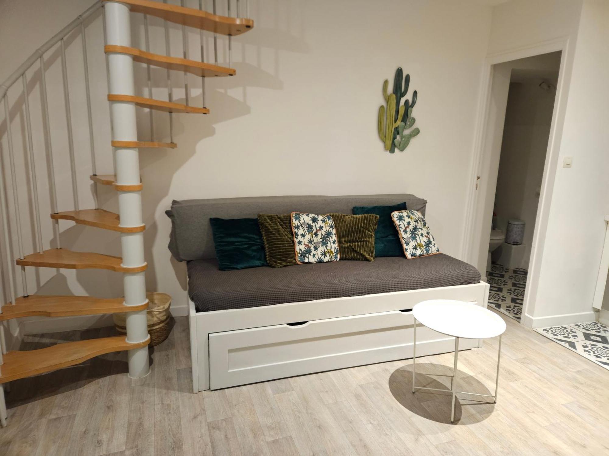 Maison De Village Meublee Avec Terrasse Donzère Exteriér fotografie